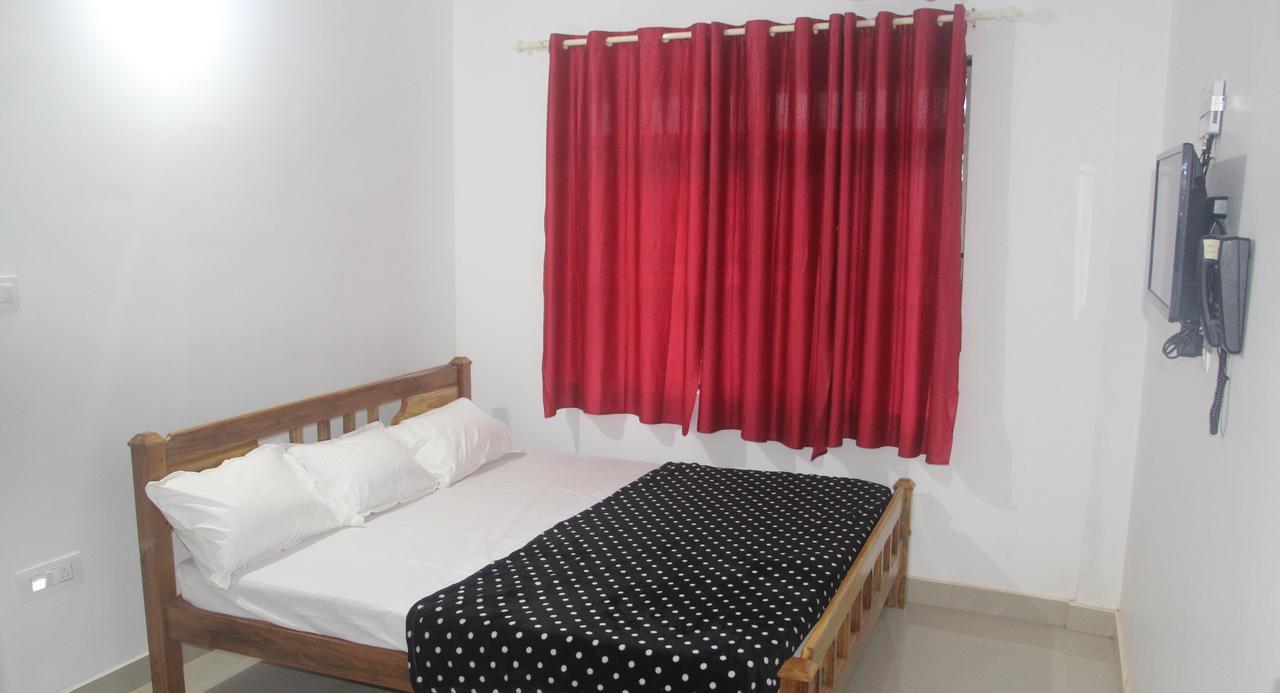 Clouds Inn Sultan Bathery Bagian luar foto